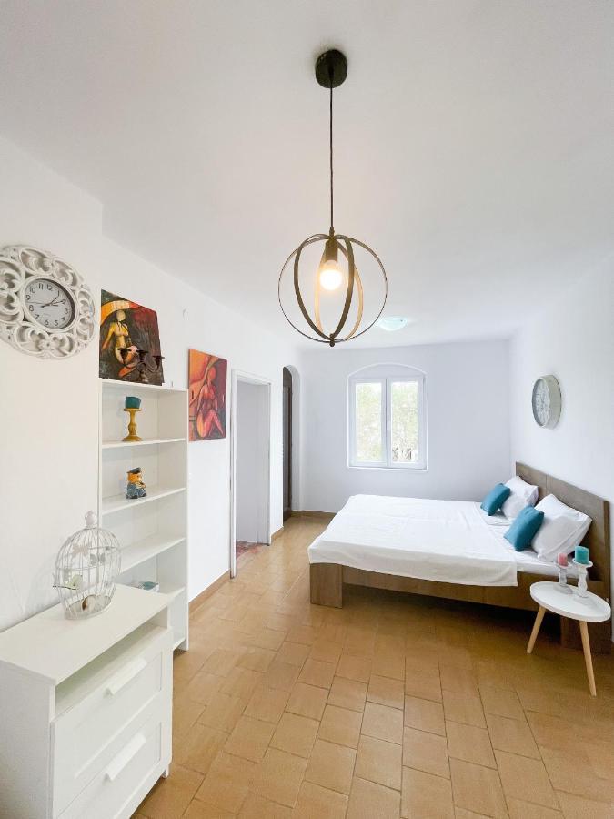Spacious Apartment Amaros Đảo Korčula Ngoại thất bức ảnh