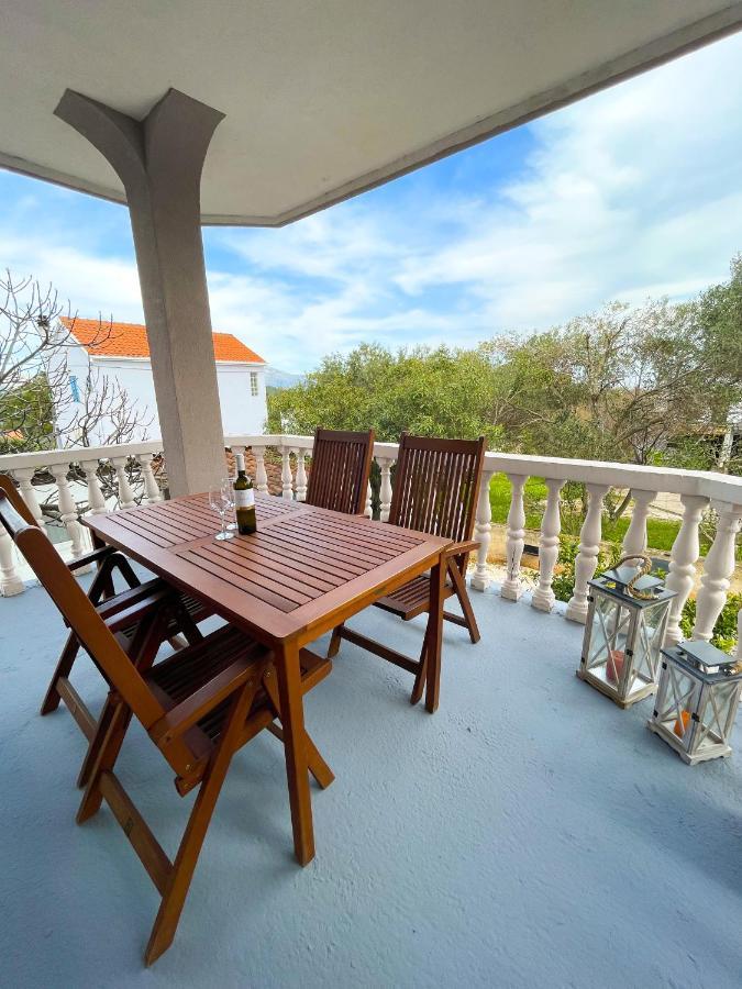 Spacious Apartment Amaros Đảo Korčula Ngoại thất bức ảnh