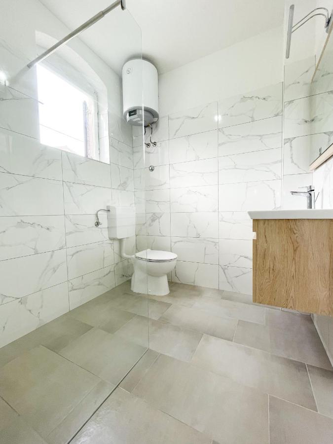 Spacious Apartment Amaros Đảo Korčula Ngoại thất bức ảnh